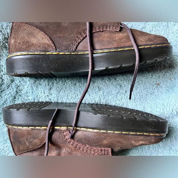 Dr martens 8 eyelet boot size 8 brown leather worn once - Picture 5 of 8